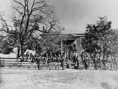 1280px-Appomattox_Court_House_Union_soldiers